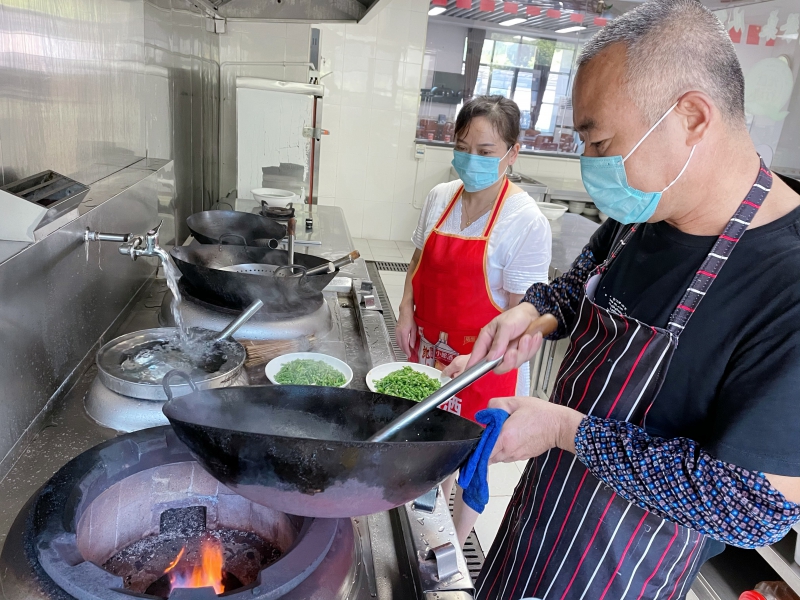 3   厨师技艺高超.jpg