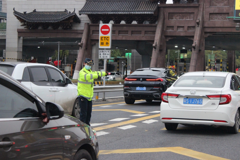 20240103705290.jpg 3fb618ce95ef36c47453cc8b7a0ef36.jpg