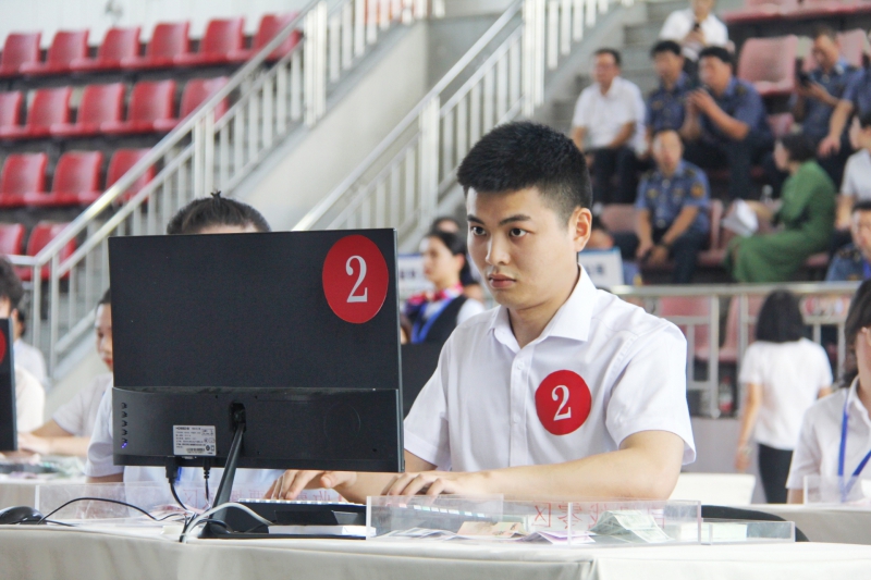 拼搏的姿态最动人